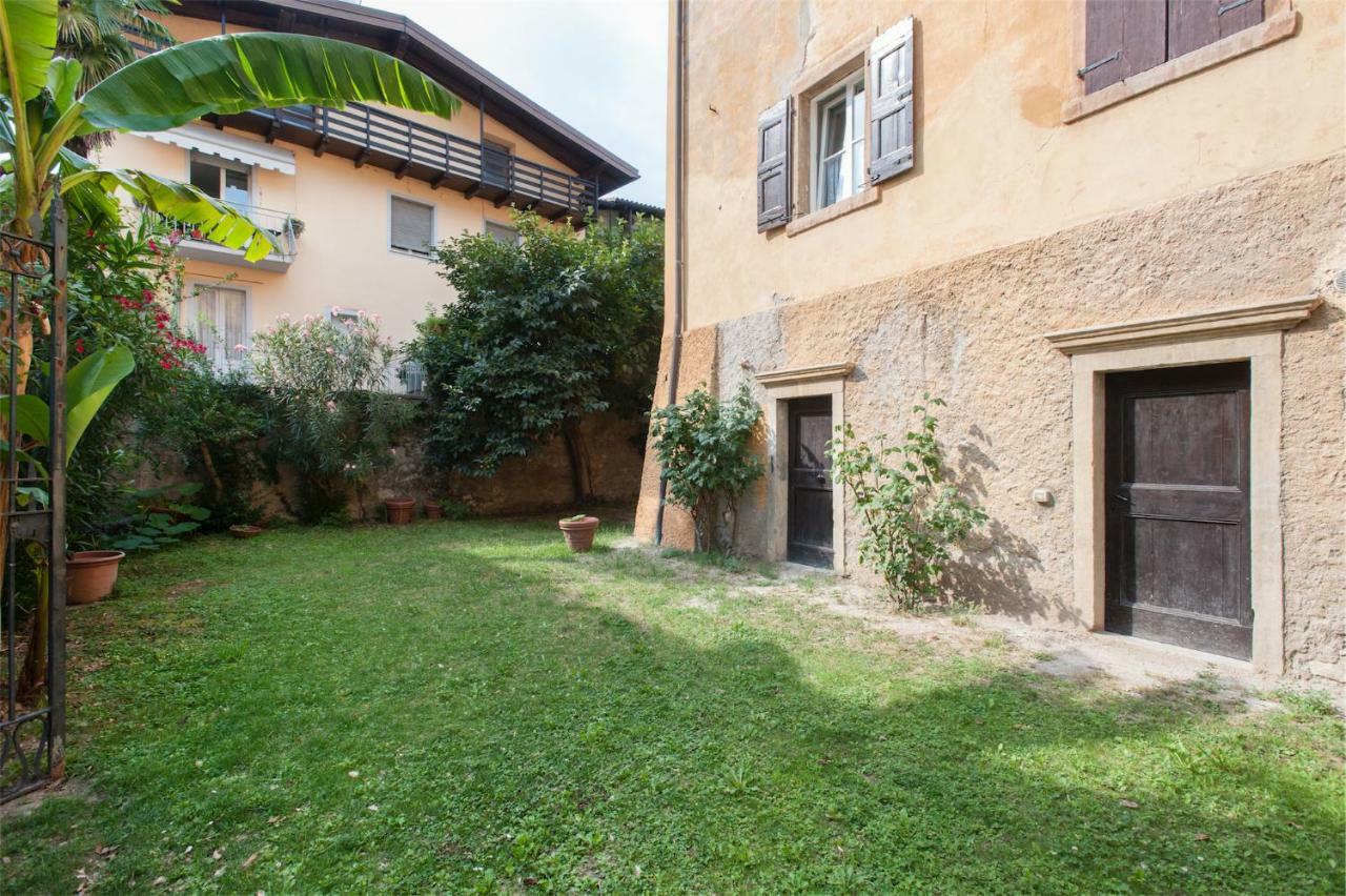 Dimora Storica Caproni Apartment Arco Exterior photo